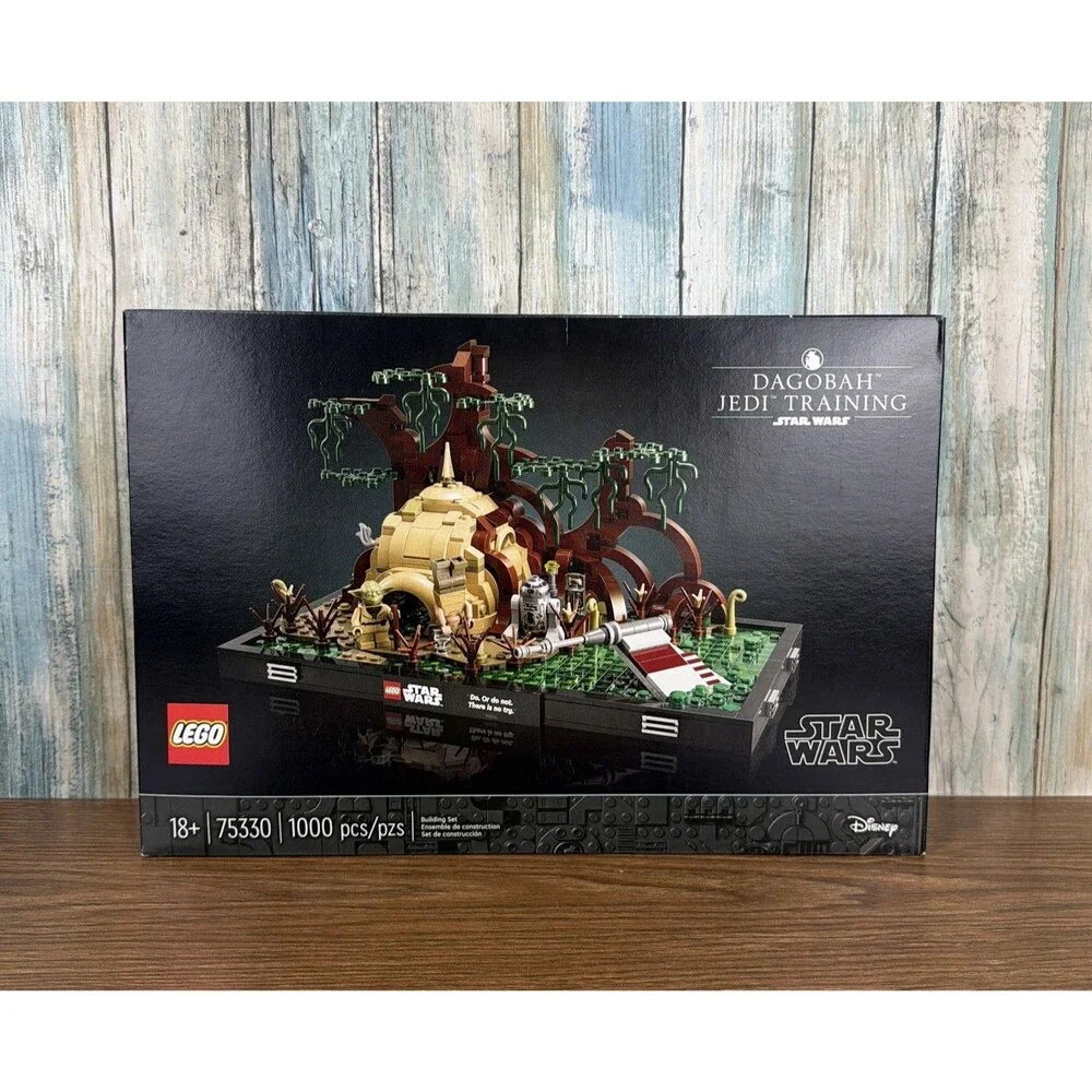 LEGO Star Wars Dagobah Jedi Training Diorama 75330 New Sealed 1000 Pcs NIB